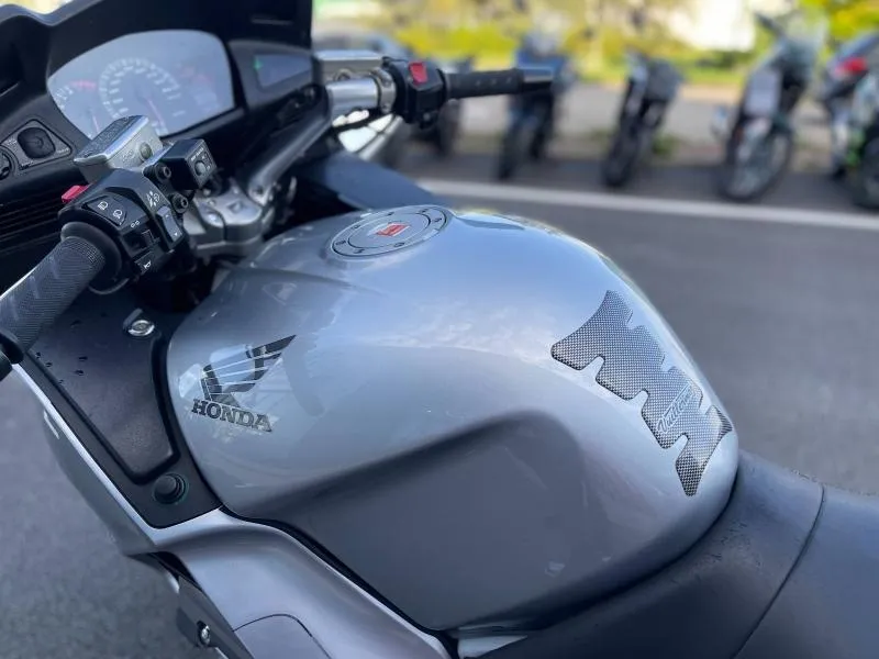 Image secondaire du véhicule 9