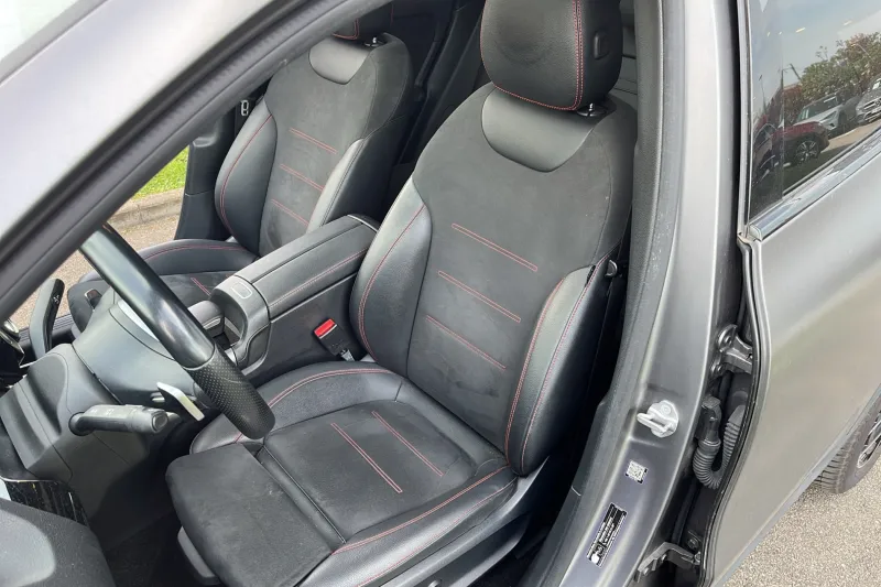 Image secondaire du véhicule 10