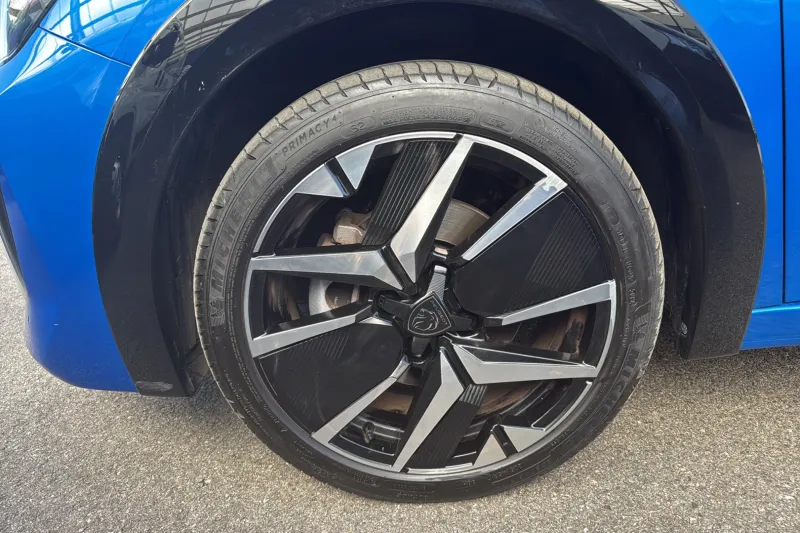 Image secondaire du véhicule 10