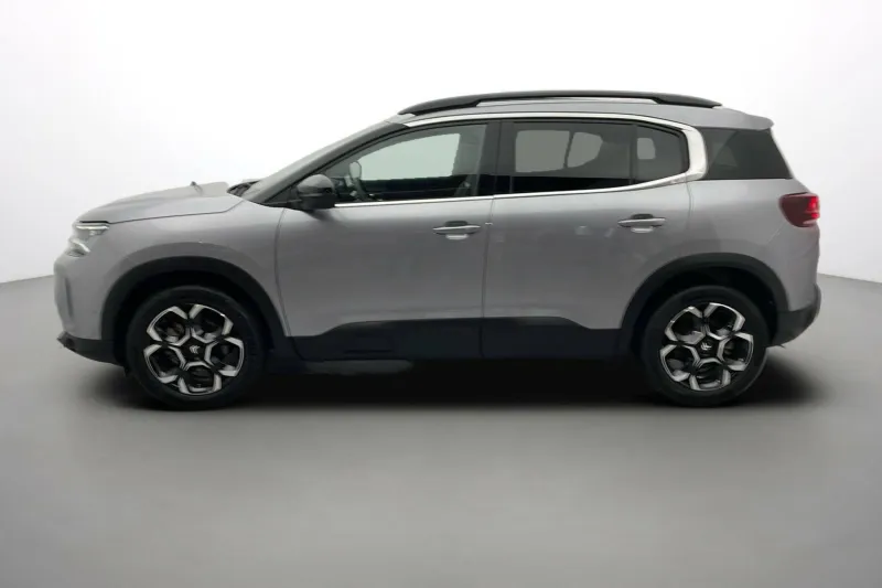 Image secondaire du véhicule 8