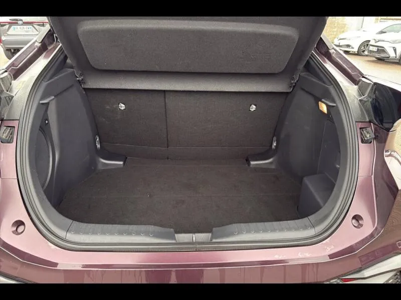 Image secondaire du véhicule 10