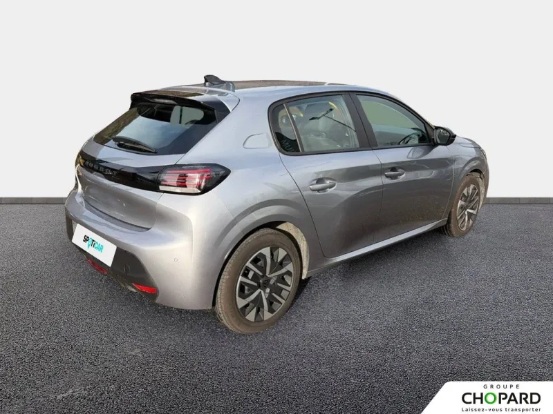 Image secondaire du véhicule 10