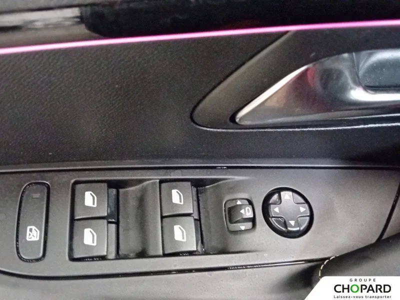 Image secondaire du véhicule 11