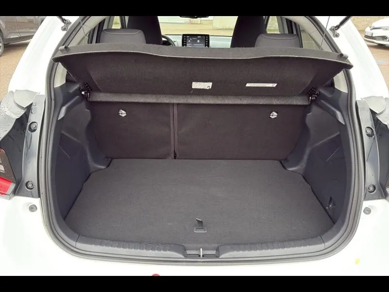 Image secondaire du véhicule 10