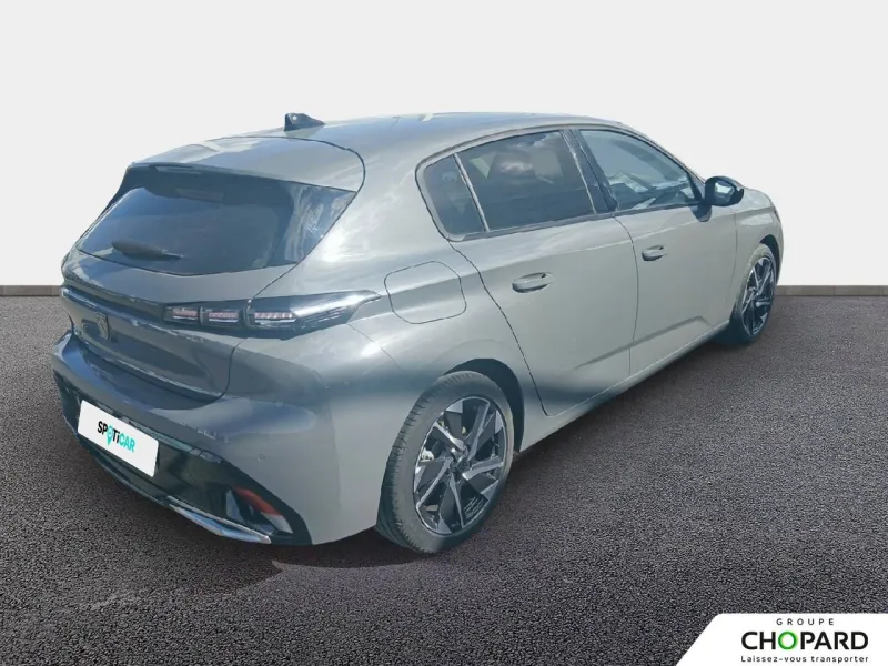 Image secondaire du véhicule 4