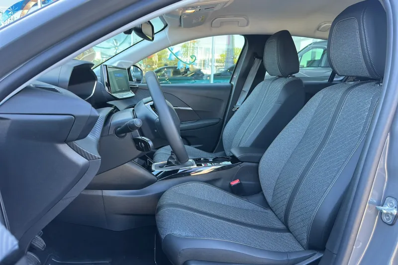 Image secondaire du véhicule 10