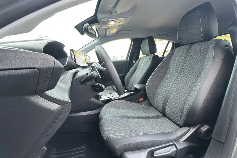 Image secondaire du véhicule 10