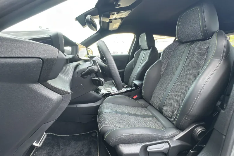 Image secondaire du véhicule 10