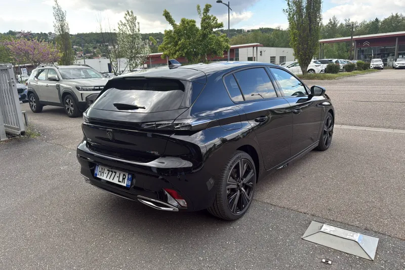 Image secondaire du véhicule 6