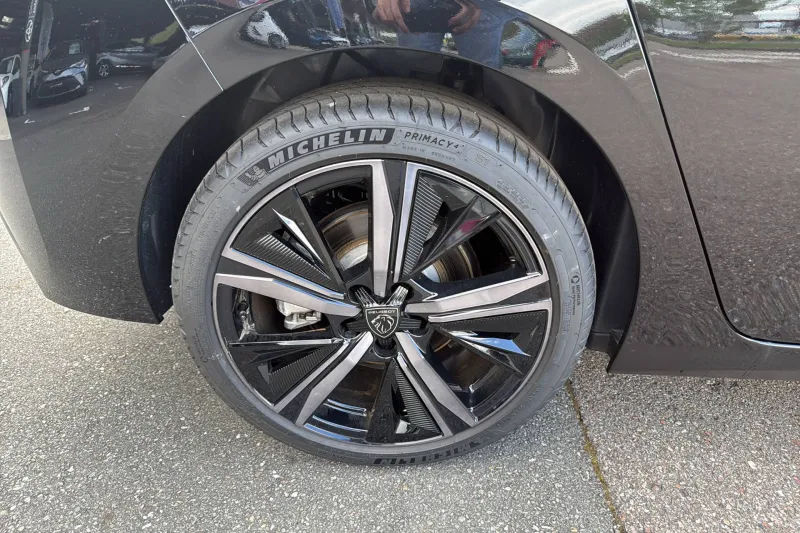 Image secondaire du véhicule 10