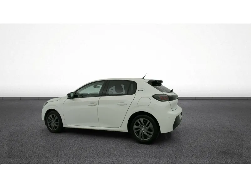 Image secondaire du véhicule 6