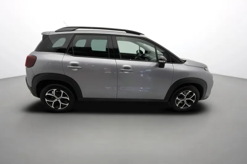 Image secondaire du véhicule 8