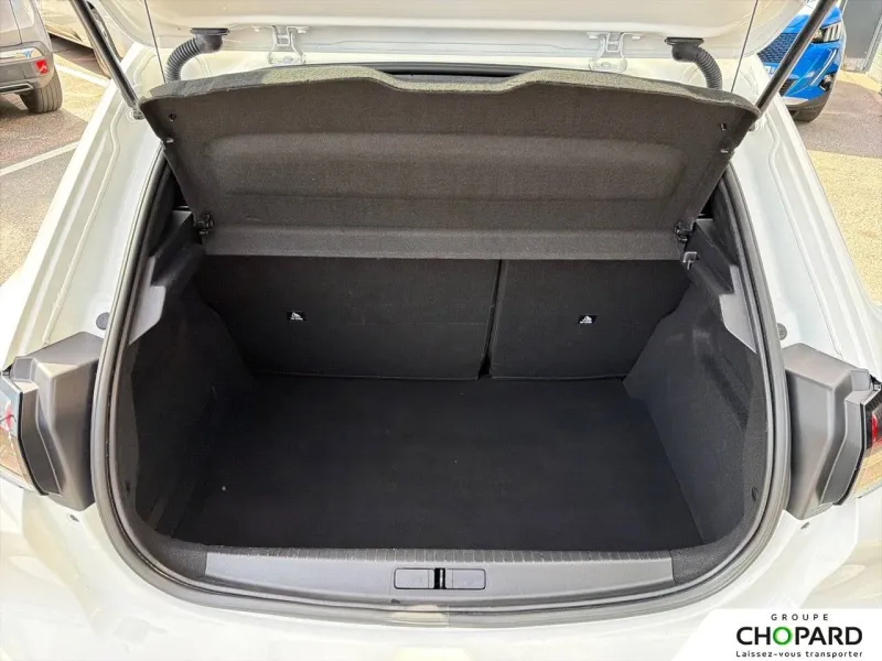 Image secondaire du véhicule 7