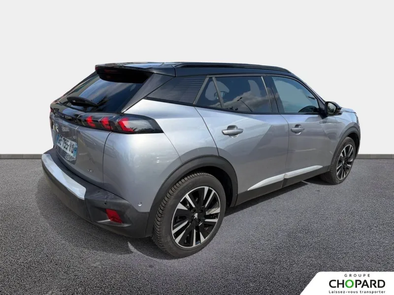 Image secondaire du véhicule 9