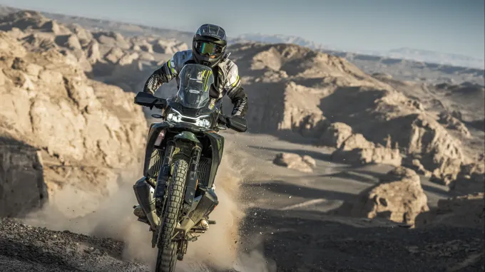 CFMOTO 1000MT-X : face avant