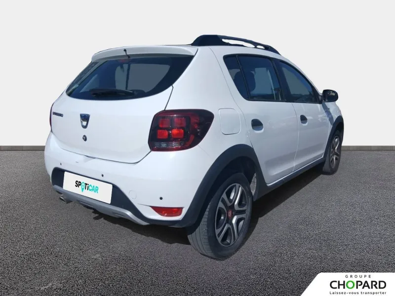 Image secondaire du véhicule 4