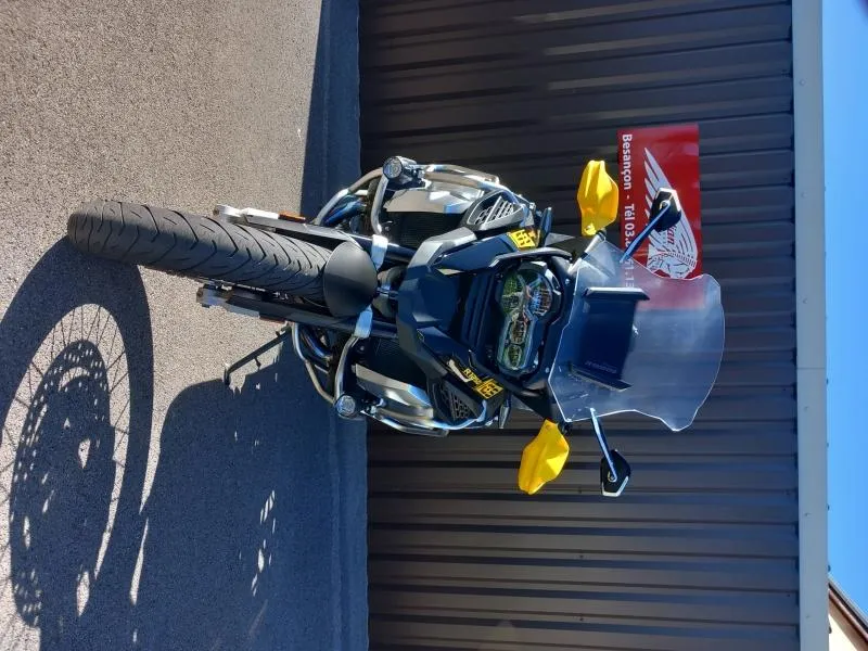 Image secondaire du véhicule 6