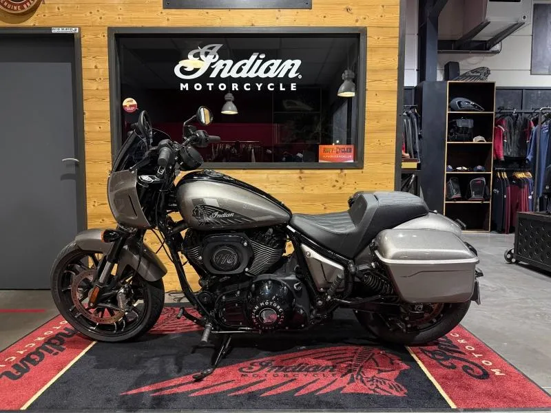 Image secondaire du véhicule 4