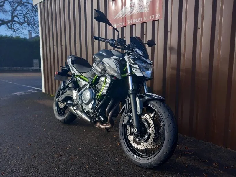 Image secondaire du véhicule 4