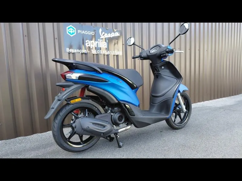 Image secondaire du véhicule 4