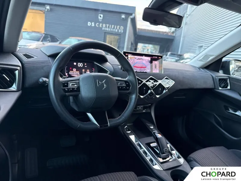 Image secondaire du véhicule 10