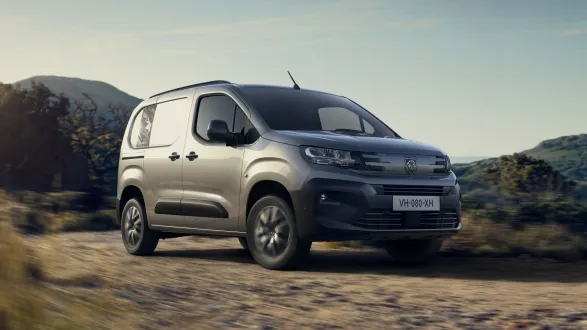 Peugeot Partner 4x4 Dangel 2026 : trois quarts avant droit