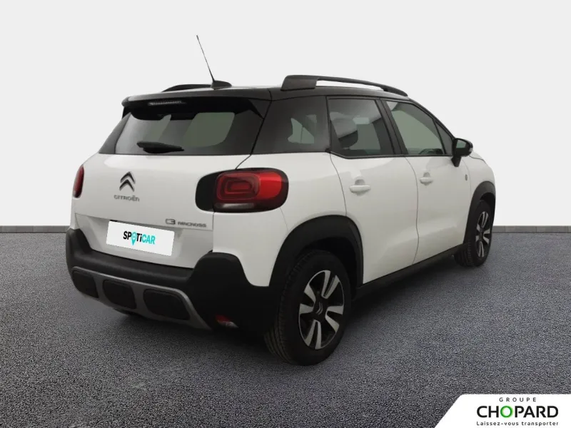 Image secondaire du véhicule 9