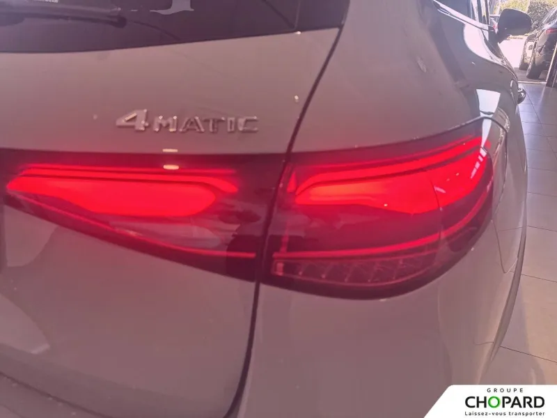 Image secondaire du véhicule 10