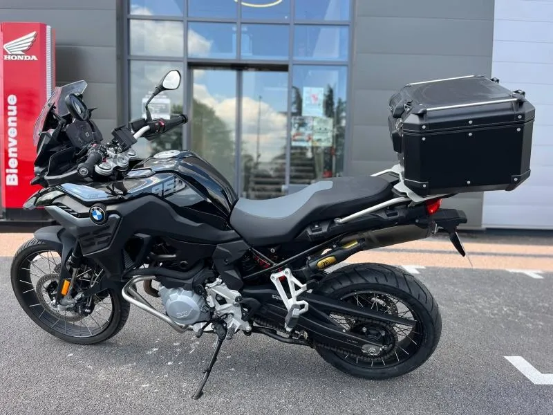 Image secondaire du véhicule 5