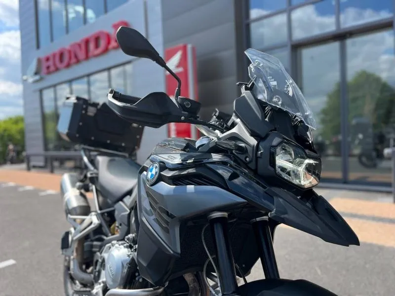 Image secondaire du véhicule 6