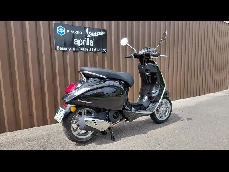 Image secondaire du véhicule 4