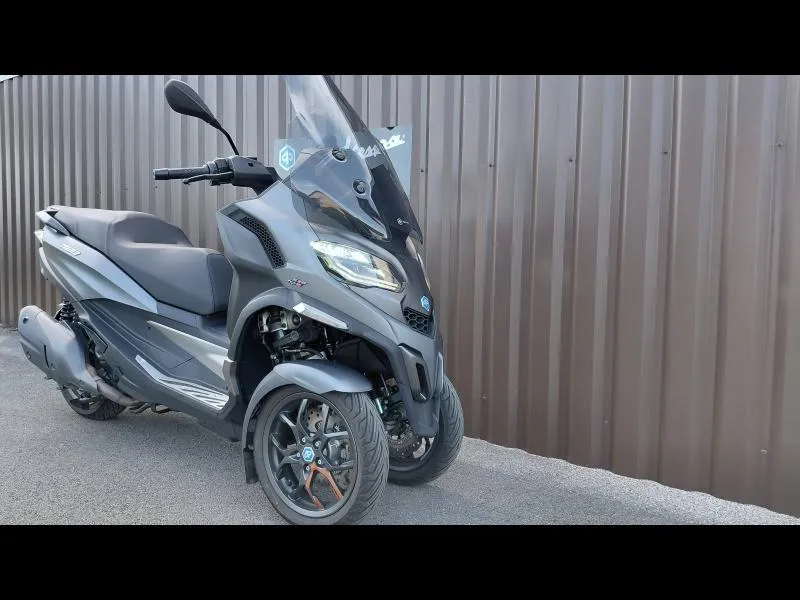 Image secondaire du véhicule 4