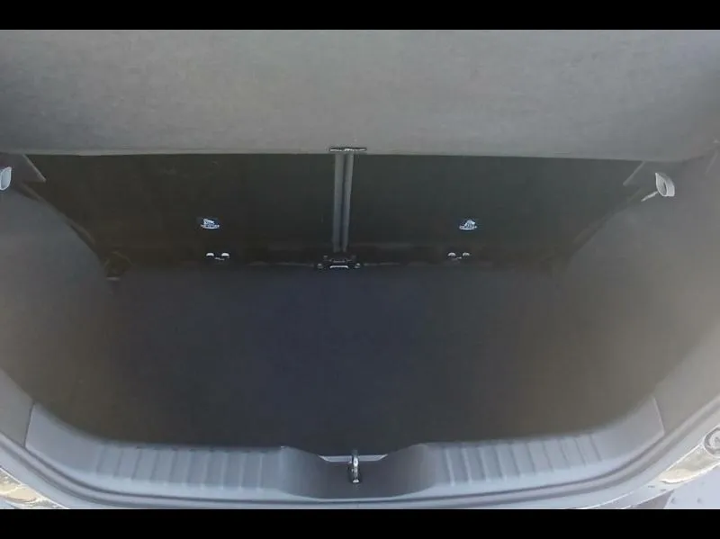 Image secondaire du véhicule 10