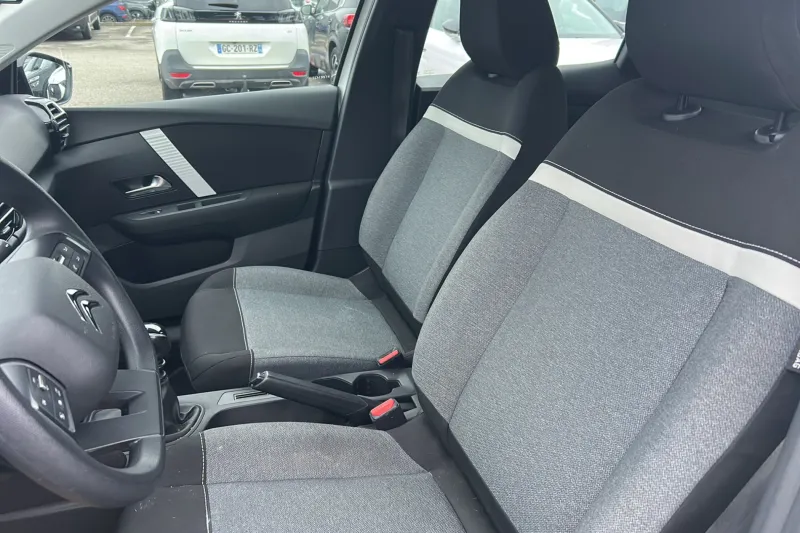 Image secondaire du véhicule 11