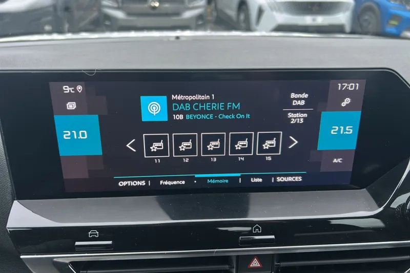 Image secondaire du véhicule 18