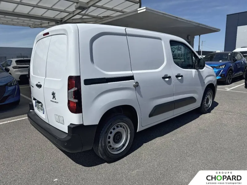 Image secondaire du véhicule 4