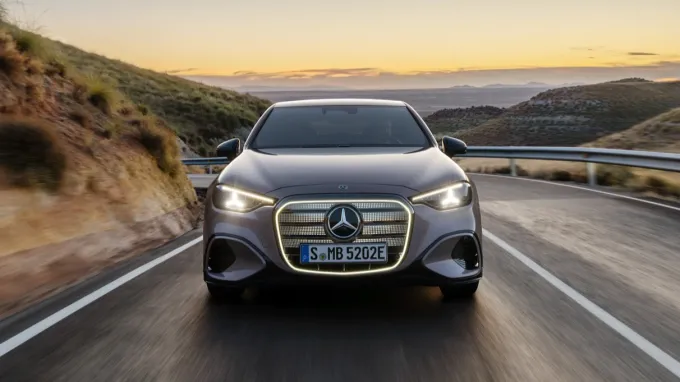 Mercedes Classe C électrique : face avant