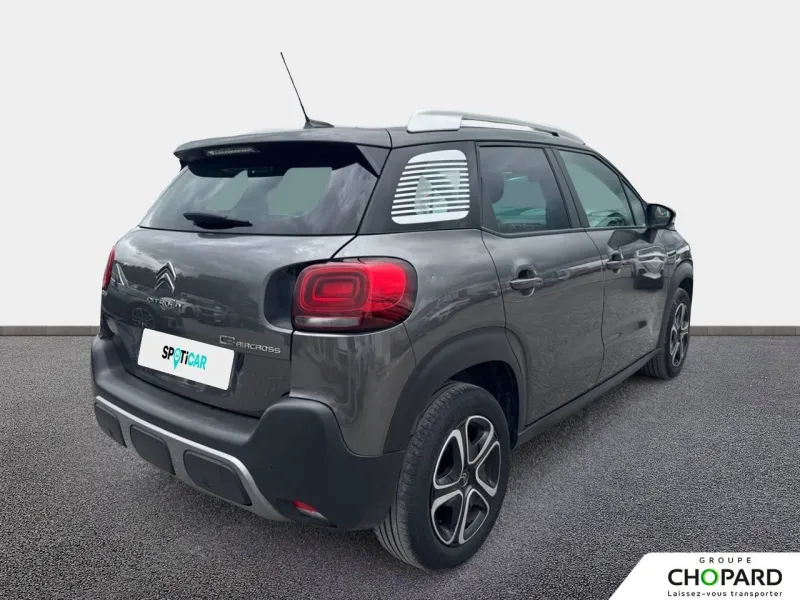 Image secondaire du véhicule 9