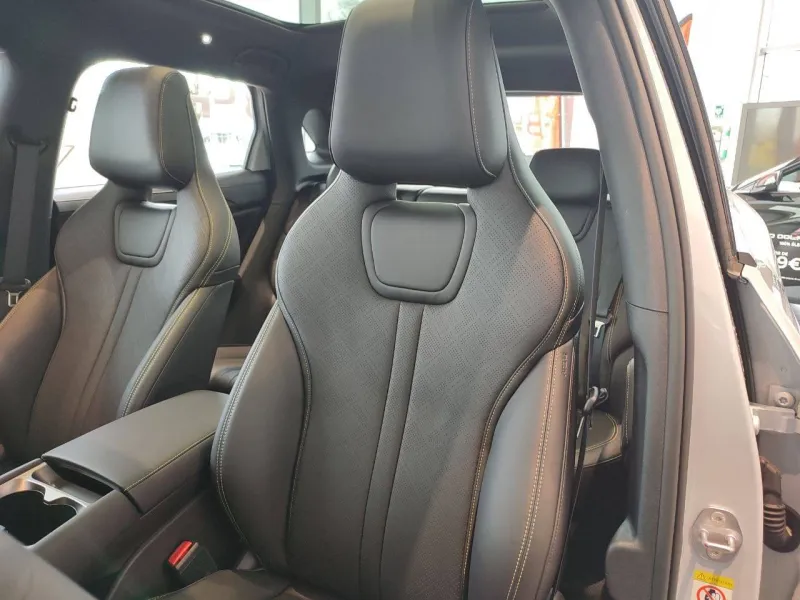 Image secondaire du véhicule 7