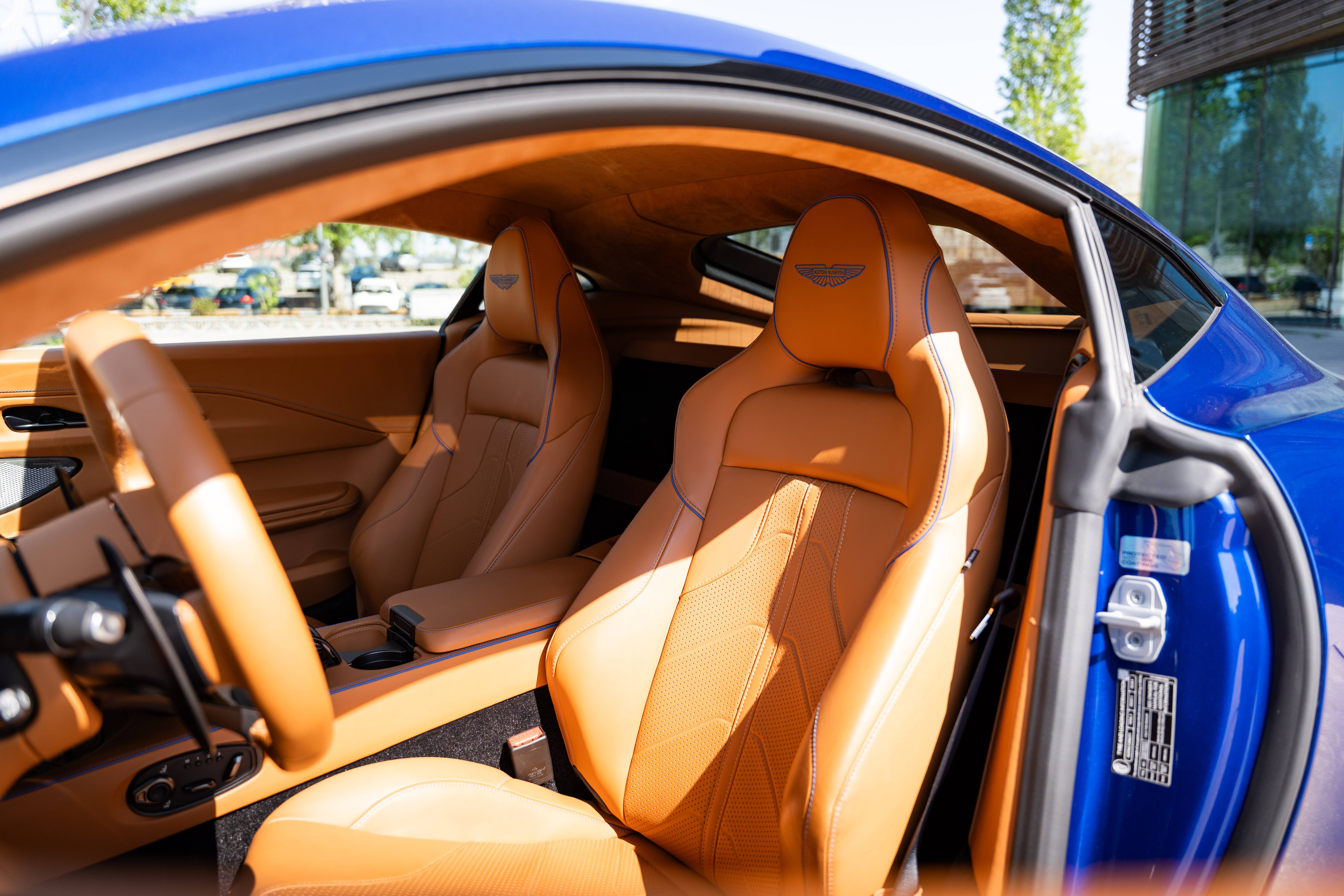 VANTAGE Vantage Coup&eacute; V8 665 ch BVA8 &mdash; 3