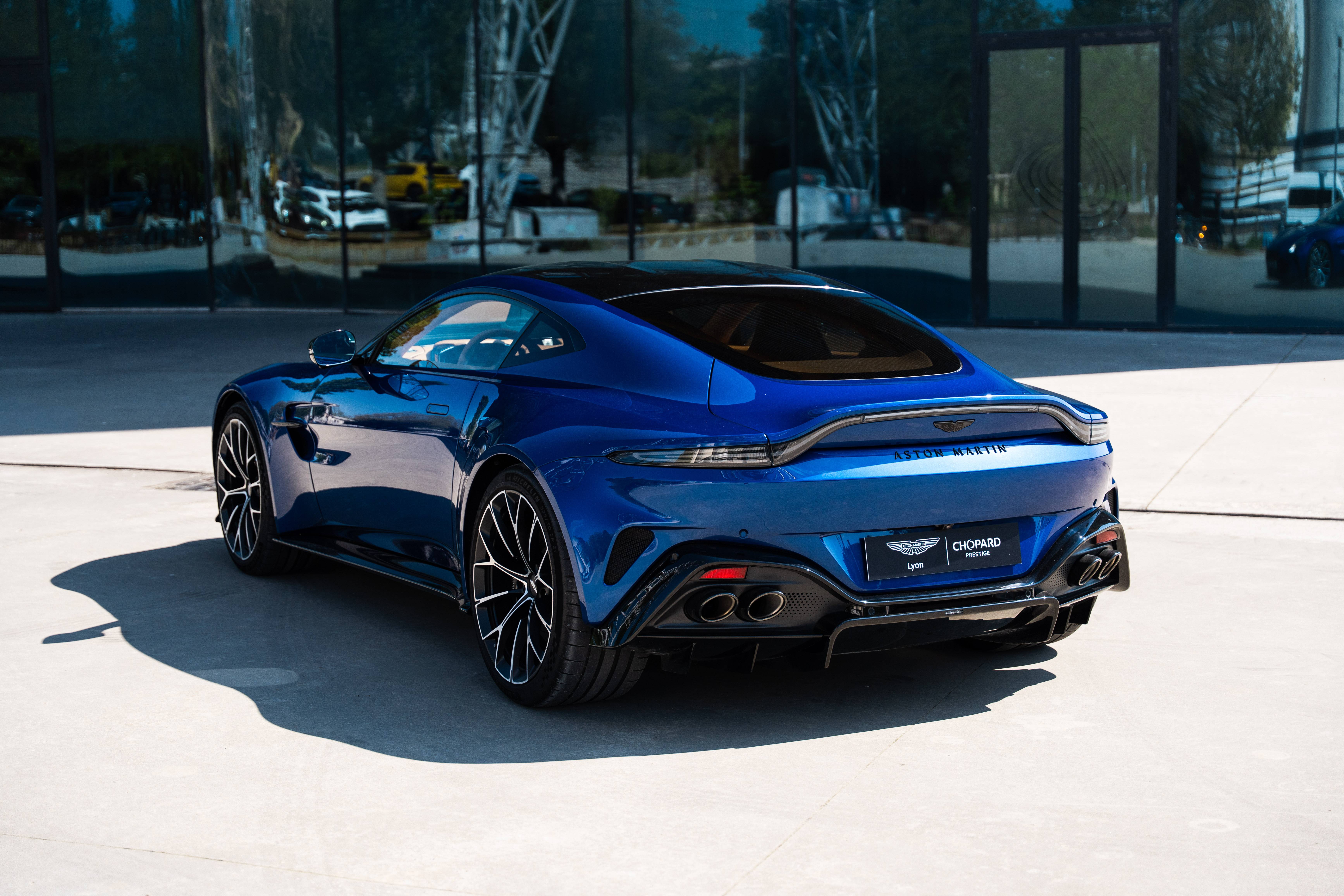 VANTAGE Vantage Coup&eacute; V8 665 ch BVA8 &mdash; 8