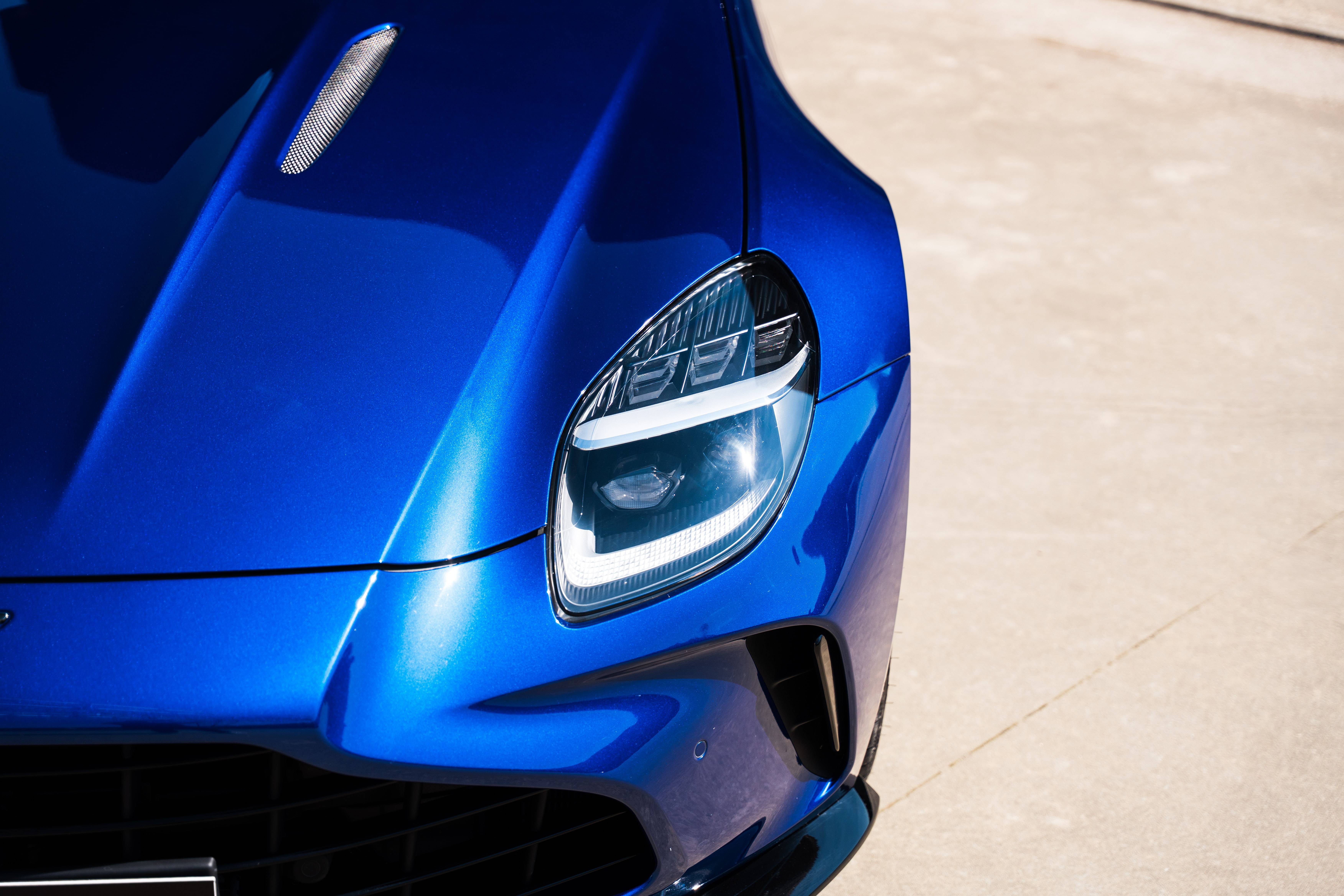 VANTAGE Vantage Coup&eacute; V8 665 ch BVA8 &mdash; 13