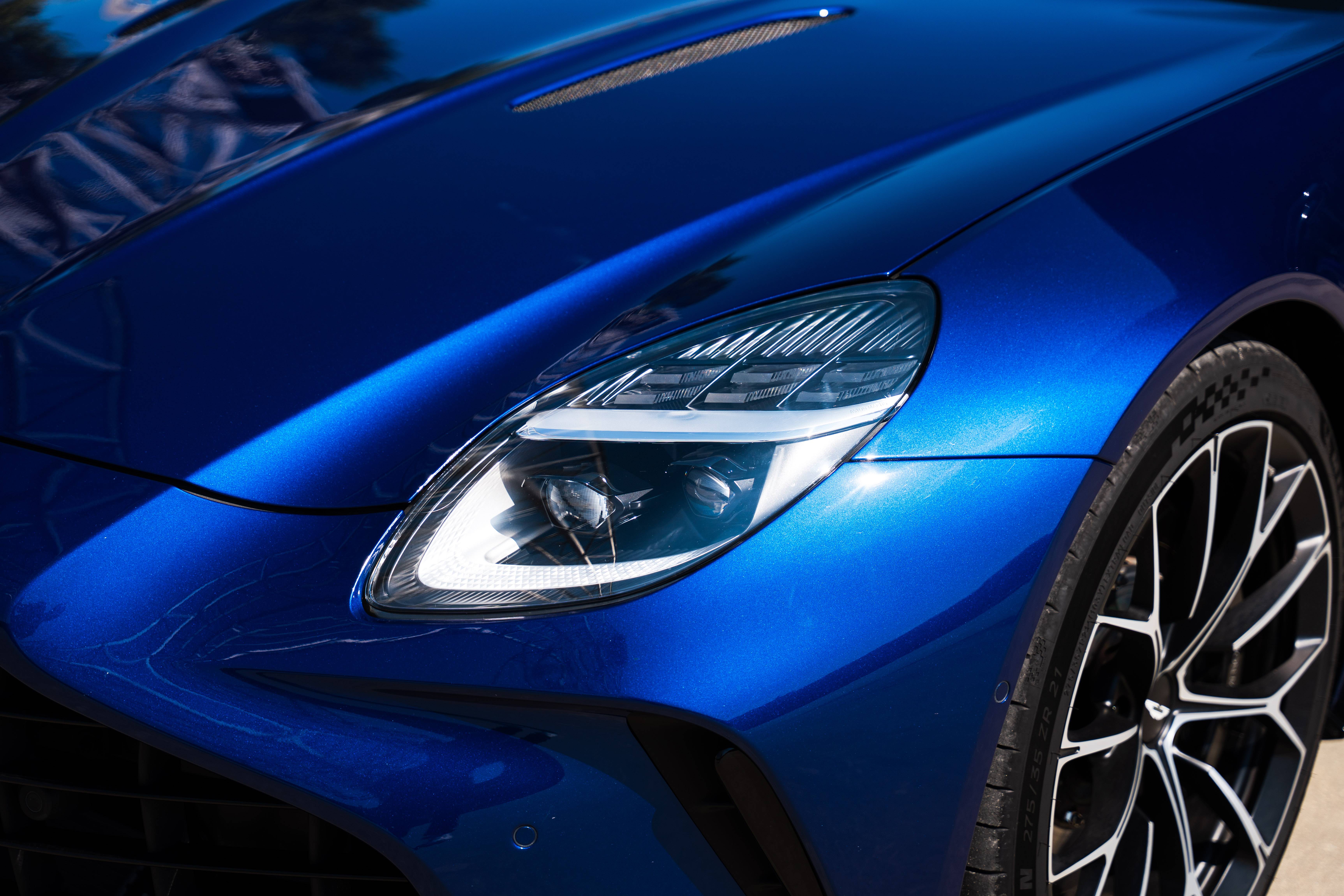 VANTAGE Vantage Coup&eacute; V8 665 ch BVA8 &mdash; 14