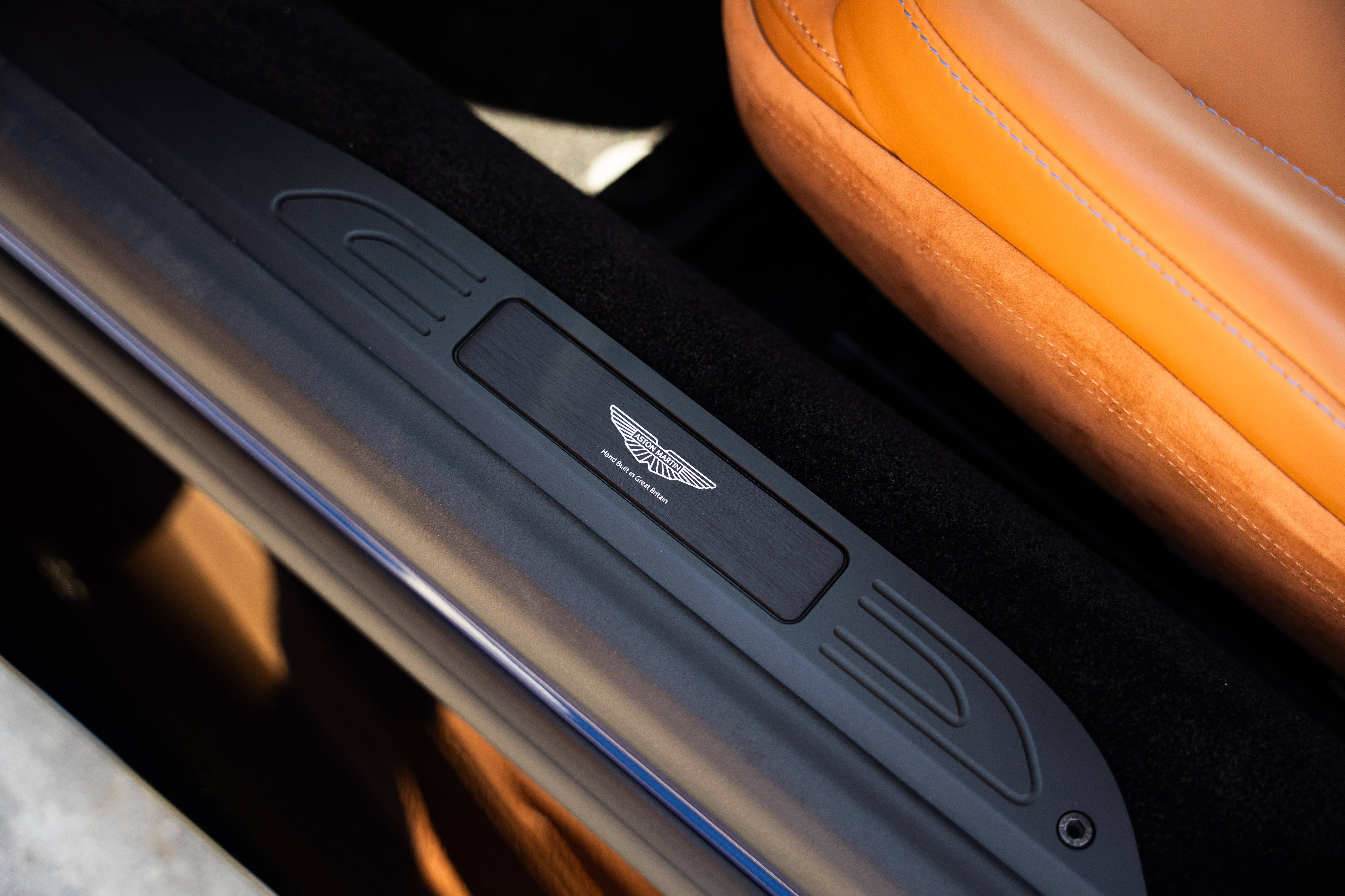 VANTAGE Vantage Coup&eacute; V8 665 ch BVA8 &mdash; 17