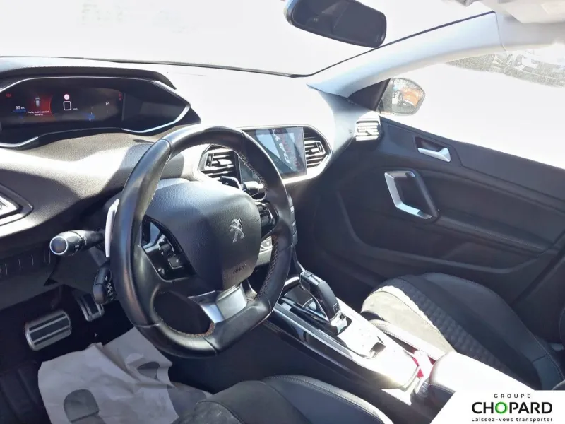 Image secondaire du véhicule 3