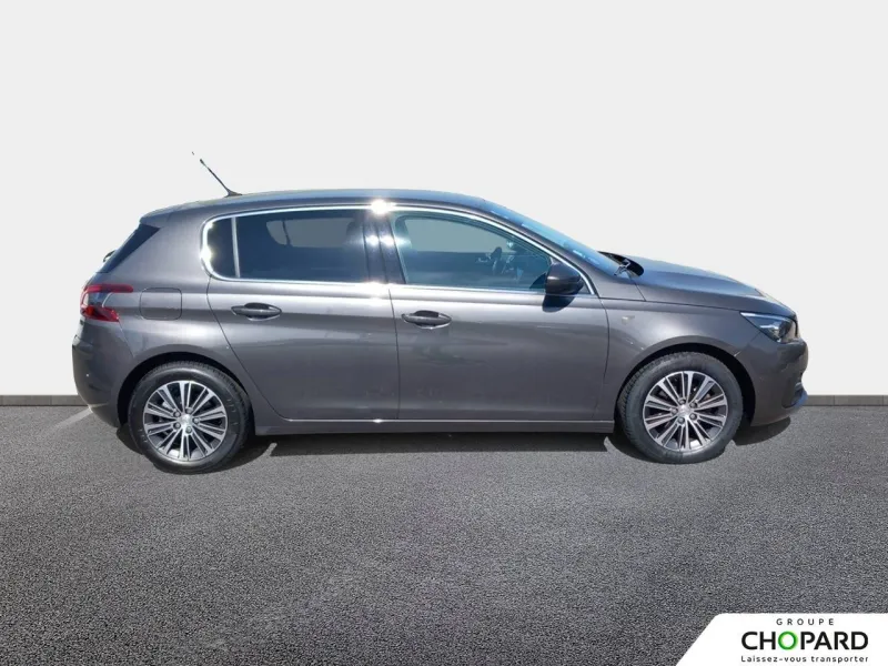 Image secondaire du véhicule 10