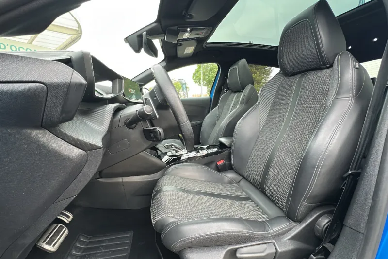 Image secondaire du véhicule 10