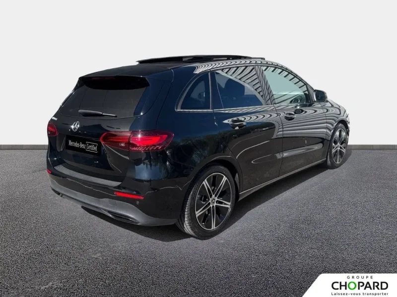 Image secondaire du véhicule 4