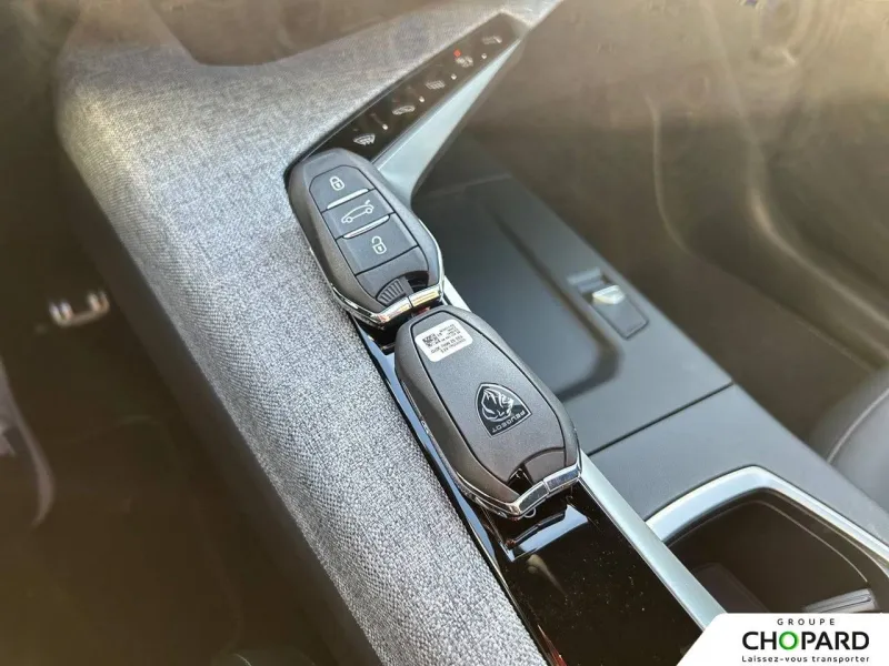 Image secondaire du véhicule 8