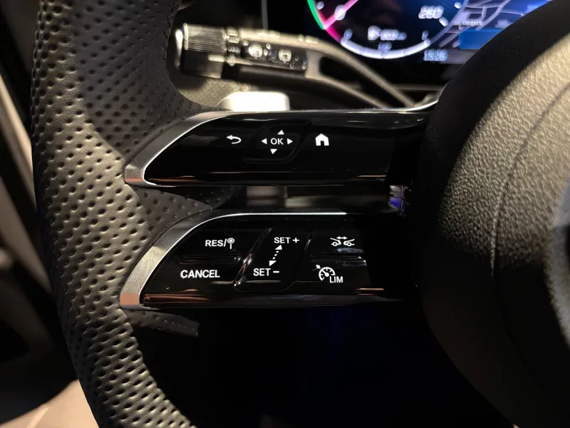 Image secondaire du véhicule 8